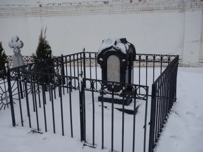 Могила Пожалостина  Ивана Петровича (1837 - 1909)