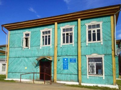 Нижнепойменская поселковая библиотека