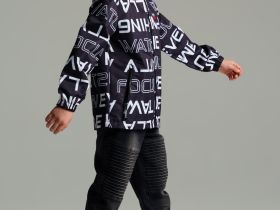 Куртка текстильная с полиуретановым покрытием для мальчиков (ветровка)