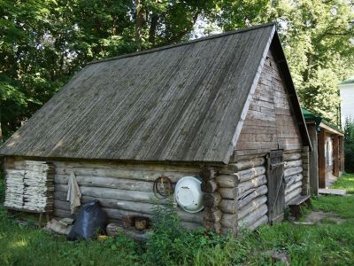 Ледник при доме Л.Н.Толстого