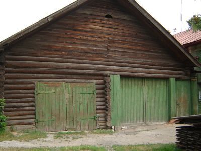 Крытый хозяйственный двор (деревянный)