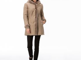 Женская куртка Lacoste