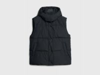 Жилет с капюшоном, Черный