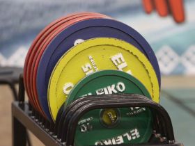 В Якутске начался чемпионат России по пауэрлифтингу