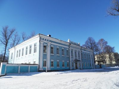 Здание губернского суда и дом президента губернского суда