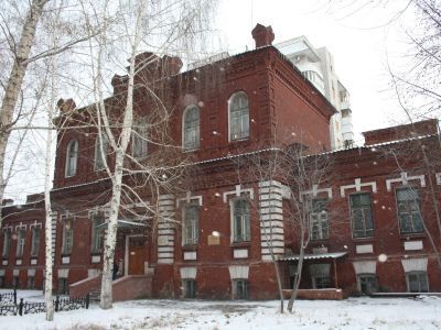 Учительская семинария, в которой учились казахские писатели С.Сейфуллин и Нурманов, работал А.Н.Седельников