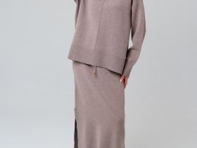 Комплект трикотажный для женщин: джемпер, юбка