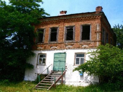 Дом со встроенным магазином и полуподвалом купца Белоусова