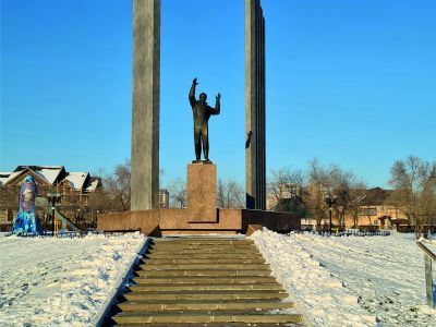 Памятник первому космонавту мира Ю.А. Гагарину