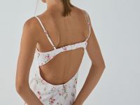 Платье с принтом и открытой спиной, Белый