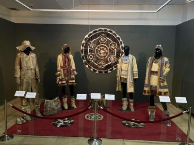 В Якутске открылась выставка «Сирэктэ – нить, связующая века»