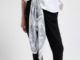 Платок шейный Horses