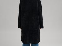 Однобортное пальто из вязаного трикотажа