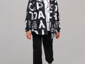 Куртка текстильная с полиуретановым покрытием для девочек (ветровка)