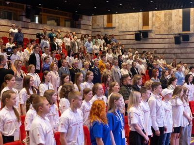 Якутские школьники участвуют в историческом форуме «Маршал Жуков» в Музее Победы в Москве