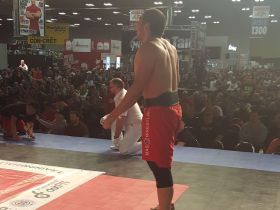 Сенсационная смена мирового лидера в мас-рестлинге