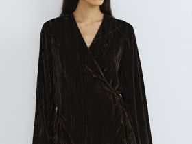 Блузка из жатого бархата с поясом, Коричневый