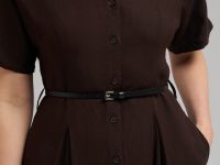 Приталенное платье миди со льном