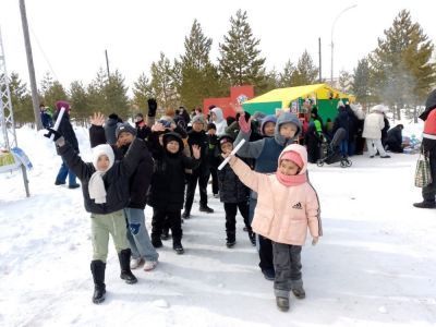 В Арылахе прошли народные гуляния «Проводы зимы»
