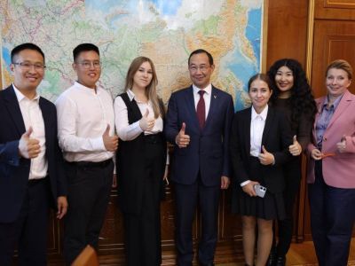 Победители акции «Предложи и поддержи» представили свои проекты главе Якутии