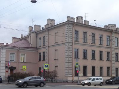 Солдатская казарма с палисадником