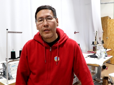 В Якутии волонтёры открыли цех по пошиву военной экипировки