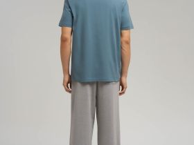 Футболка свободного кроя из джерси