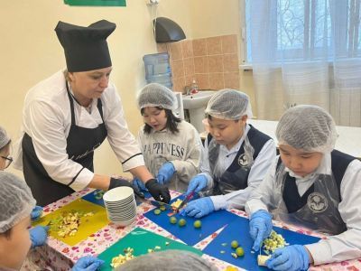 В школах Якутска начали проводить мастер-классы по здоровому питанию
