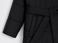 Стеганое утепленное пальто с поясом