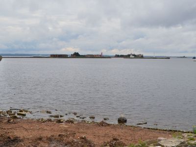 Набережные и молы со спусками, парапетами, лестницами Итальянского пруда, Купеческой, Средней, Военной и Лесной гаваней, с доками Николаевским, Алексеевским, Константиновским, Александровским и другими гидротехническими сооружениями