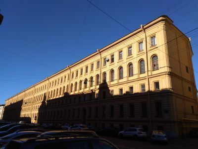 Новый придворно-служительский дом