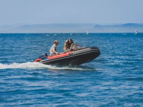 Лодка ПВХ STORMLINE Heavy Duty AL 380 + 2х-тактный лодочный мотор TOHATSU M 25 S