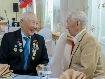 В Якутии поздравили ветеранов Администрации главы и правительства республики