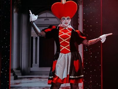 Алиса в стране чудес