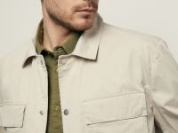 Ветровка из хлопка с нагрудными карманами