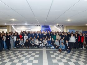 Федерация го Якутии передала наборы для игры в СВФУ