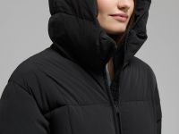 Длинный пуховик с капюшоном