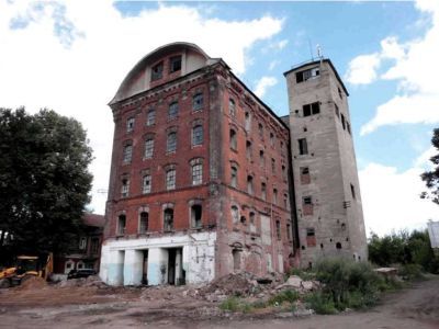 Здание мукомольной мельницы А.А. Галкина - И.В. Вахрамеева