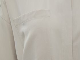 Платье сафари с нагрудными карманами и поясом