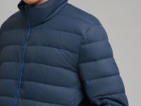 Пуховик с натуральным наполнителем и водоотталкивающей пропиткой