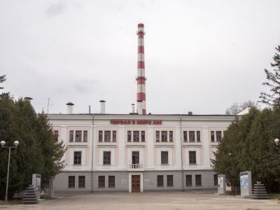 Здание первой в мире атомной электростанции