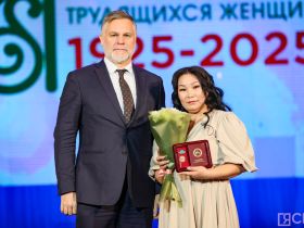 Матерям Якутии вручили госнаграды с денежным вознаграждением