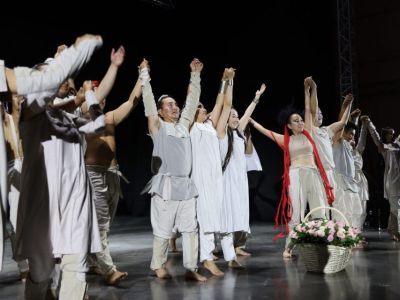 «Аплодисменты перешли в бурные овации»: директор Театра Олонхо — об успехе на фестивале в Татарстане