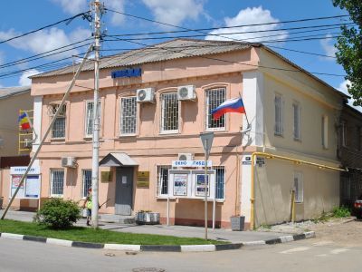 Здание б. бакалейного магазина