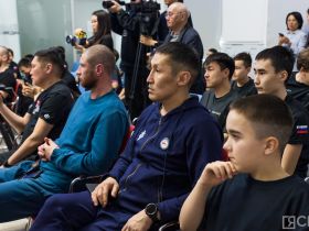 В Якутске провели медиа-взвешивание участников турнира «Битва за контракт»