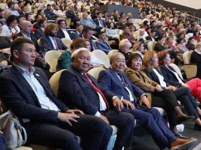 Якутская городская дума приняла участие в пленарном заседании форума «ЯКУТСК 4.0.0 СТАРТ»