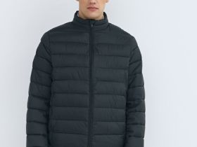 Утеплённая лёгкая куртка с воротником-стойкой, Серый