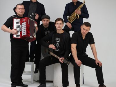 Александр Добронравов и группа "Лесоповал"