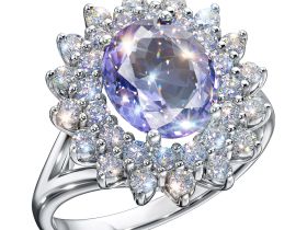 Кольцо из белого золота с танзанитом и бриллиантами э4742кц03210405