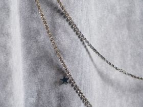 Футболка с цепью для девочек, Серый